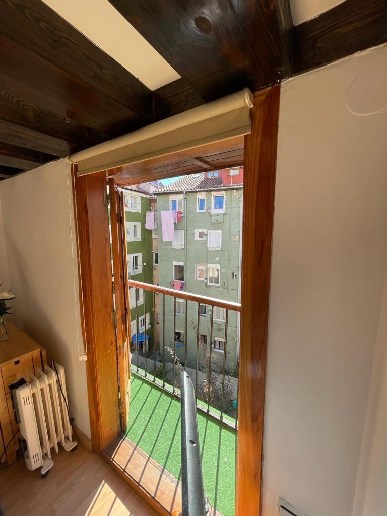 Pisito En Pleno Centro Apartment Santander Bagian luar foto