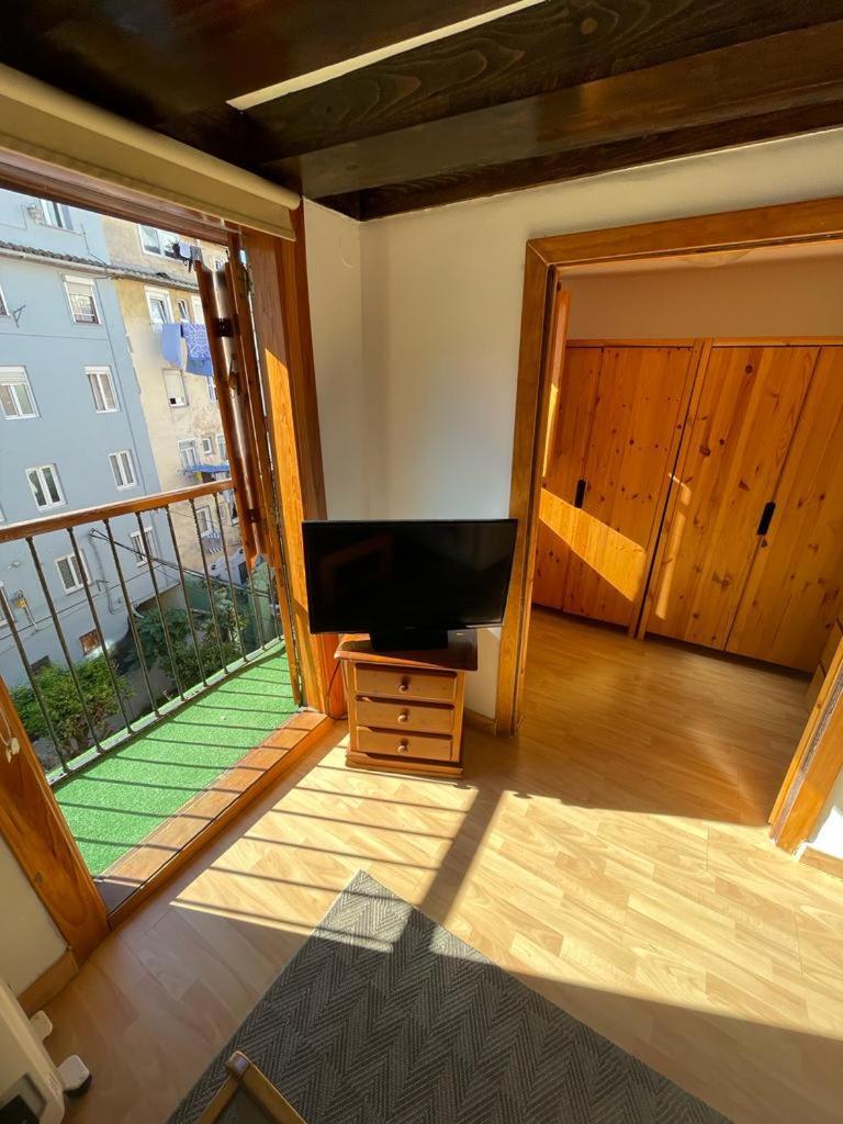 Pisito En Pleno Centro Apartment Santander Bagian luar foto